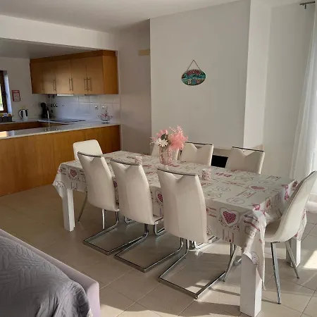 Monica 500 M From Obidos Lagoon * Casa da Ferraria